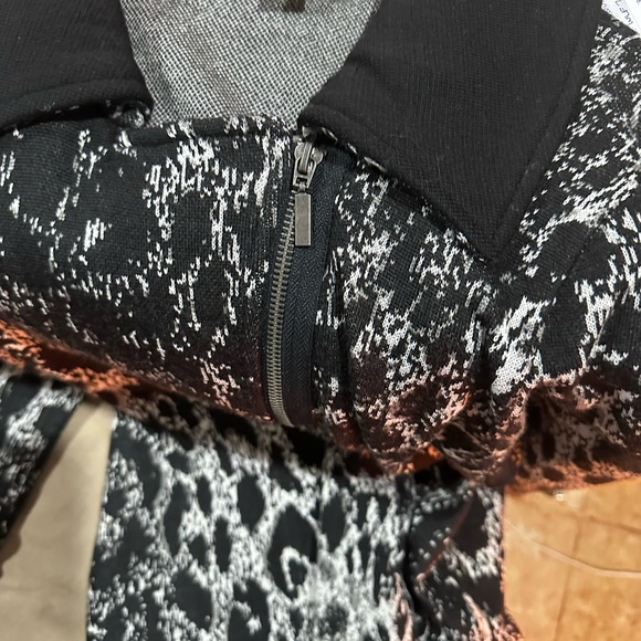 chico’s size 3 sweater dress. animal print or jacket - Picture 13 of 16